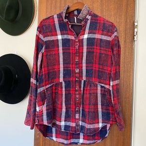 FREE PEOPLE BUTTON DOWN FLANNEL TUNIC